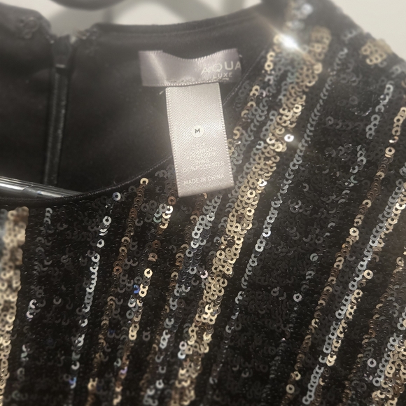Aqua Sequin dress in Black and Gold - Picture 4 of 7